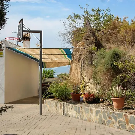 Lomillas De Canca Ferienhaus *