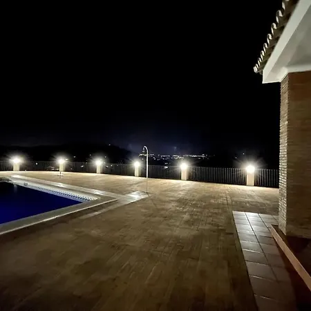 Ferienhaus Lomillas De Canca *